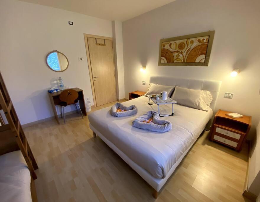 Casa Vacanza Veronica Con Giardino Verbania Zewnętrze zdjęcie