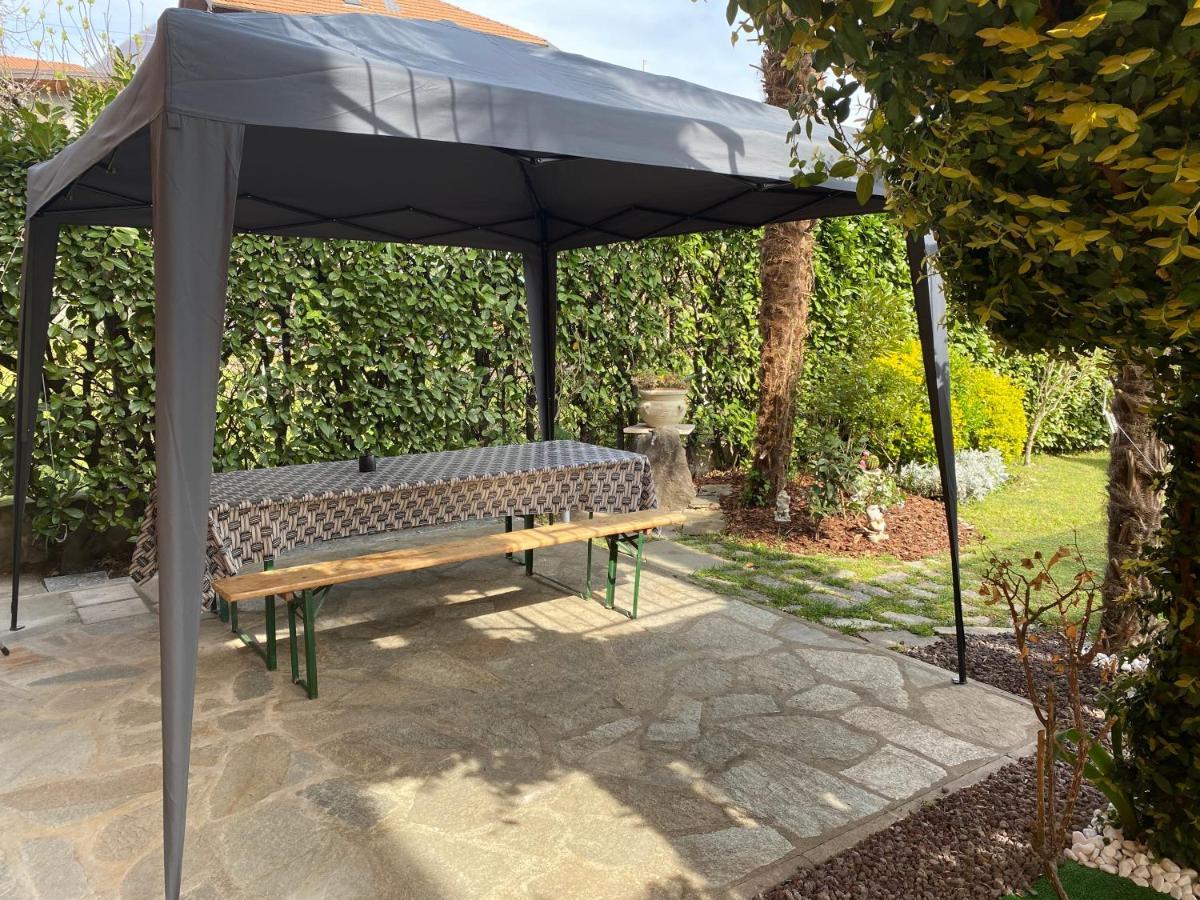 Casa Vacanza Veronica Con Giardino Verbania Zewnętrze zdjęcie